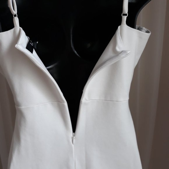 WOMEN'S CUFF DRESS IN IVORY COLOR / SIZE SMALL / LULU'S BRAND - Picture 9 of 11
